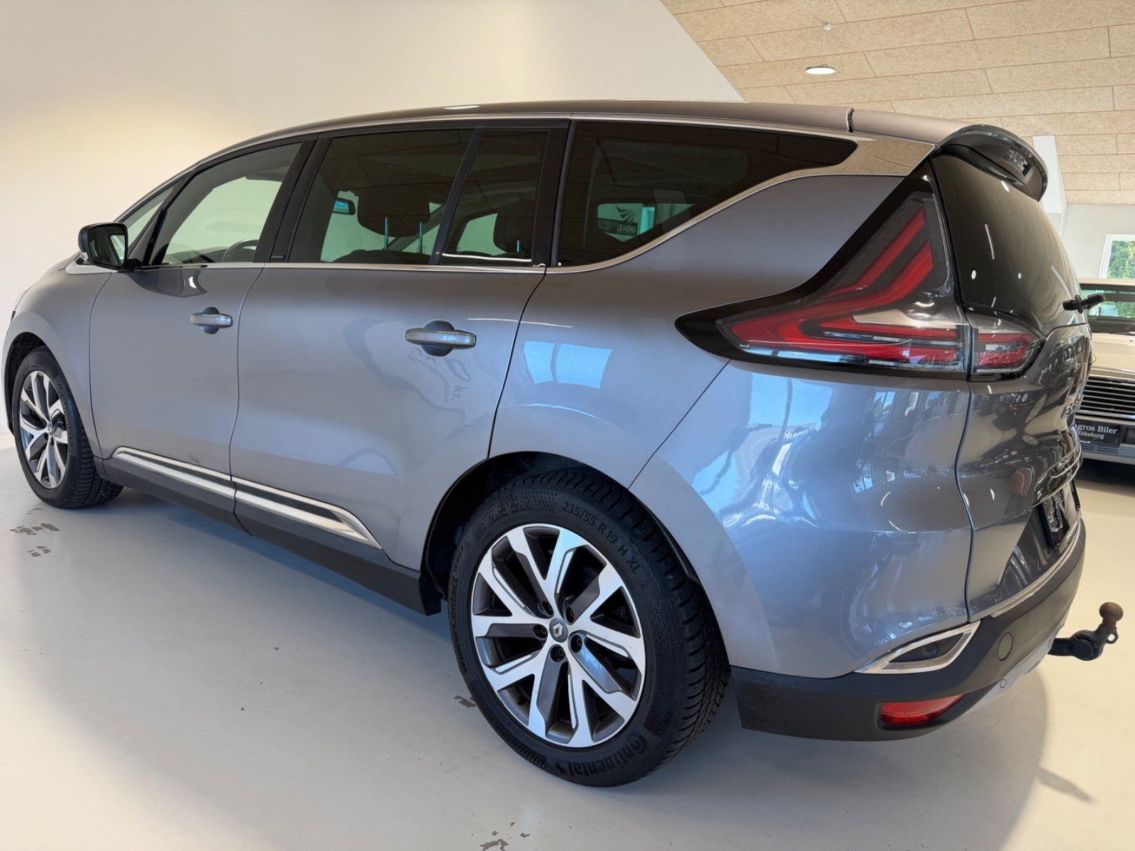 Grå Renault Espace fra 2015