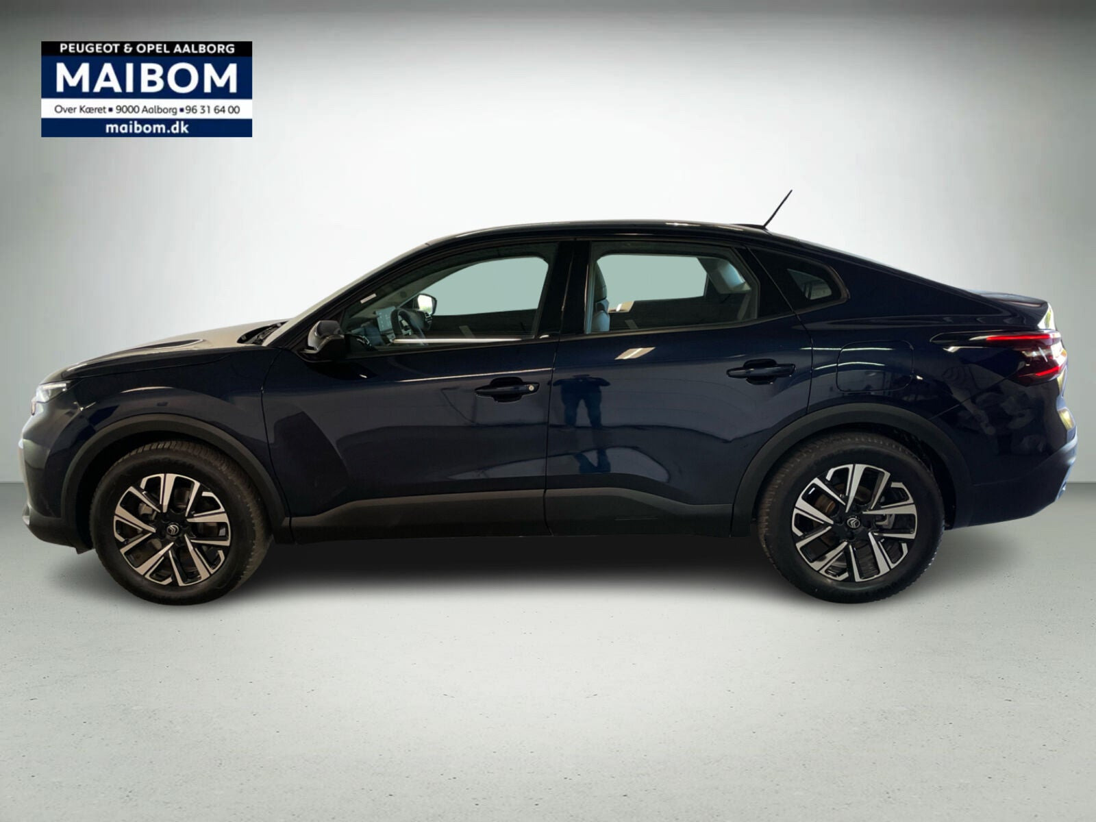 Blå Citroën ë-C4 X fra 2025