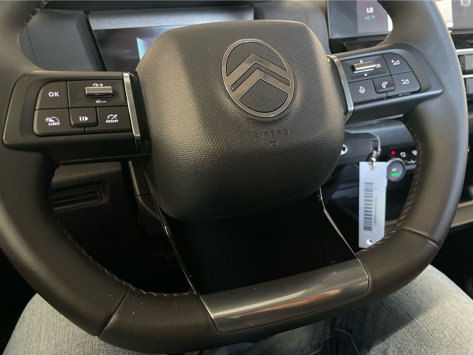 Blå Citroën ë-C4 X fra 2025