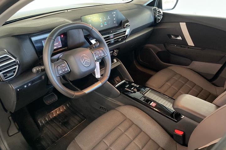 Blå Citroën ë-C4 X fra 2025