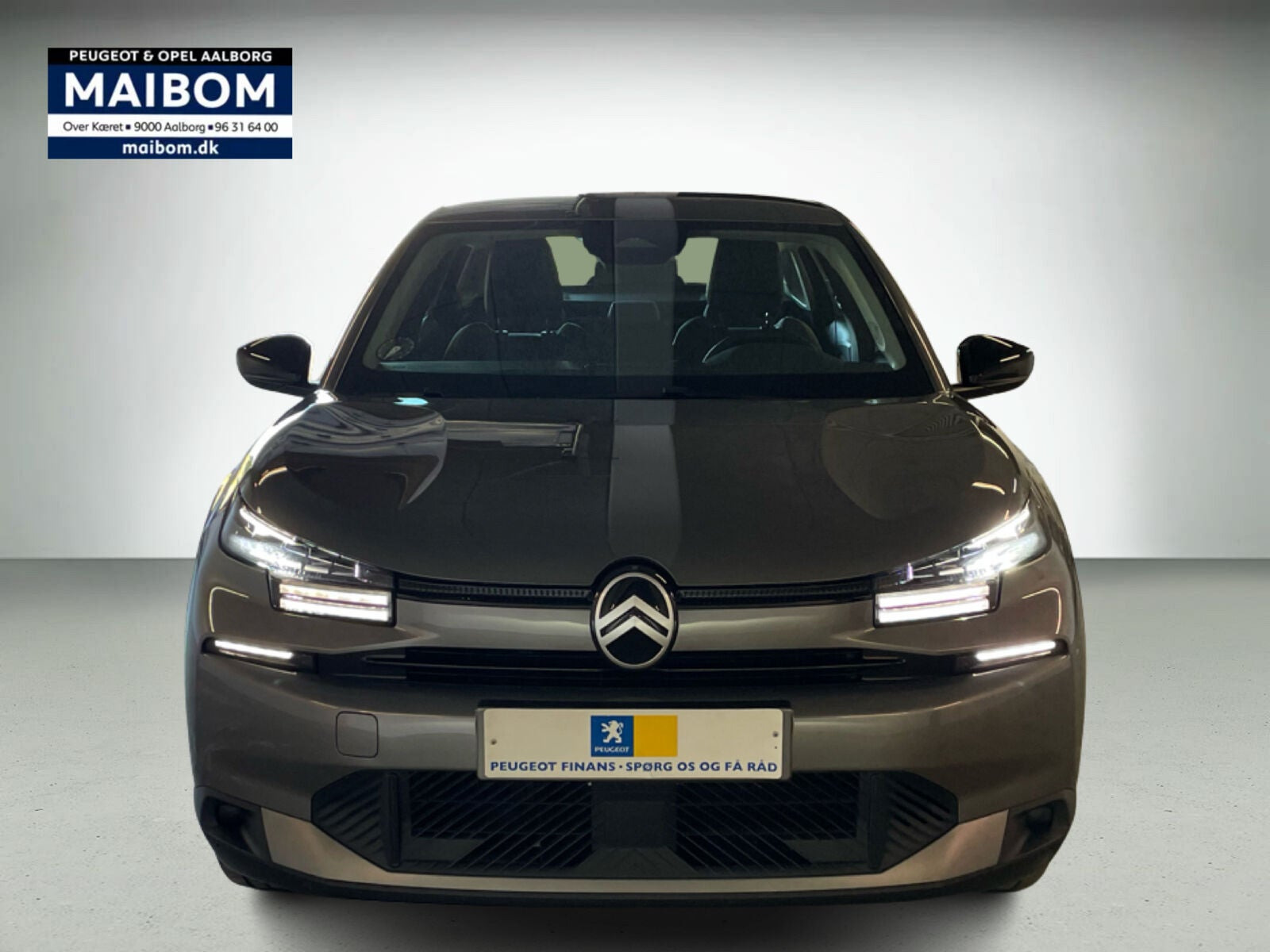 Grå Citroën ë-C4 X fra 2025