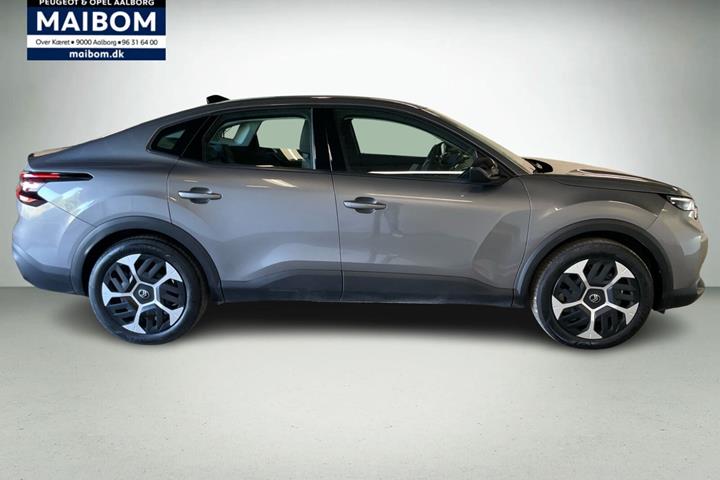 Grå Citroën ë-C4 X fra 2025