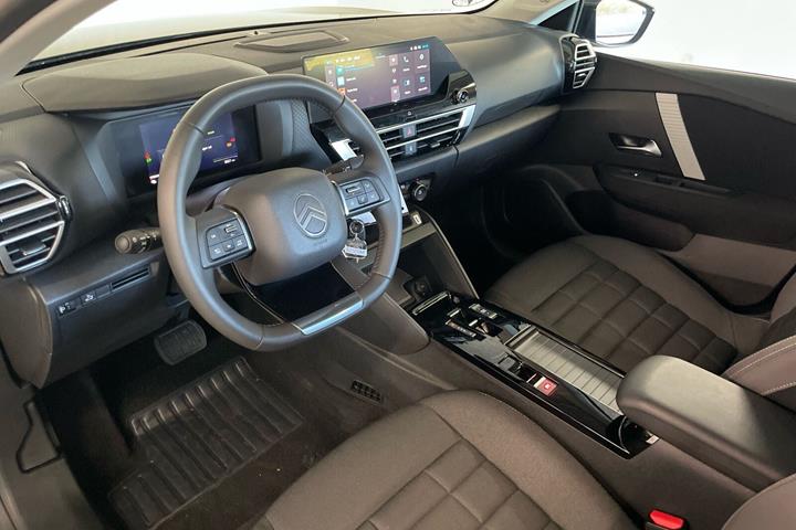 Grå Citroën ë-C4 X fra 2025