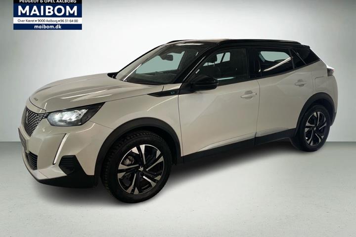 Hvid Peugeot e-2008 fra 2023