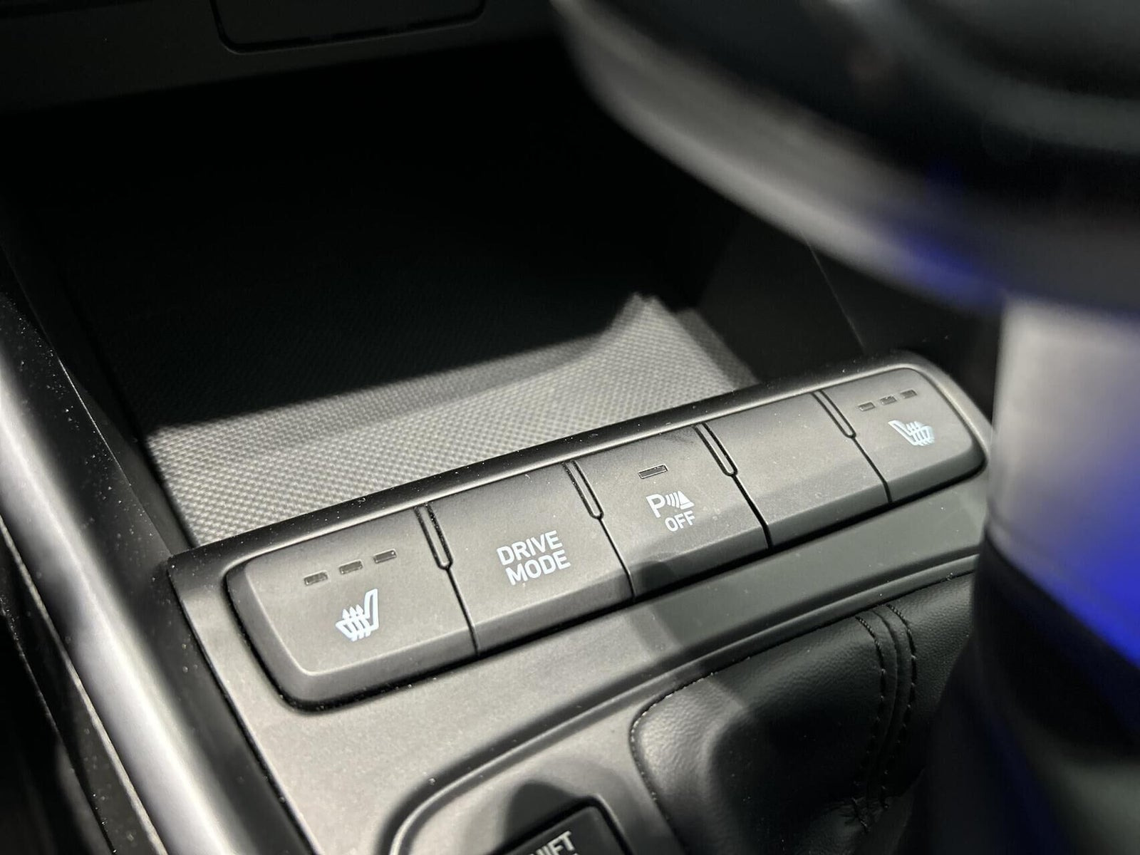 Hvid Hyundai i20 fra 2023