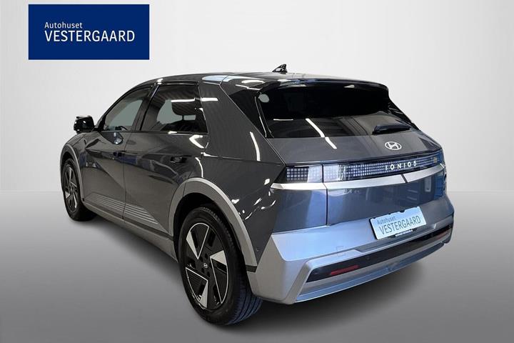 Grå Hyundai Ioniq 5 fra 2025