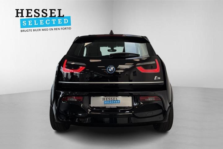 Sort BMW i3s fra 2022