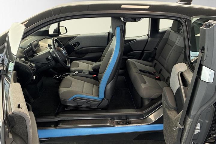 Sort BMW i3s fra 2022
