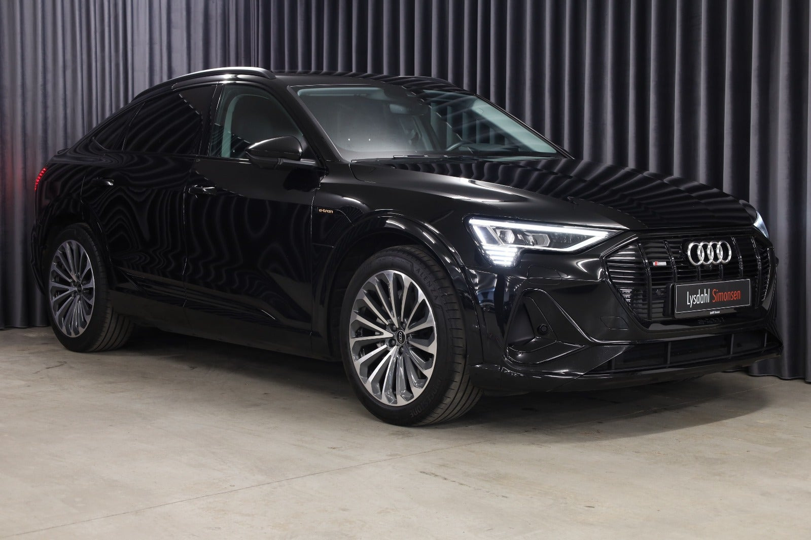 Audi e-tron 55 S-line Sportback quattro