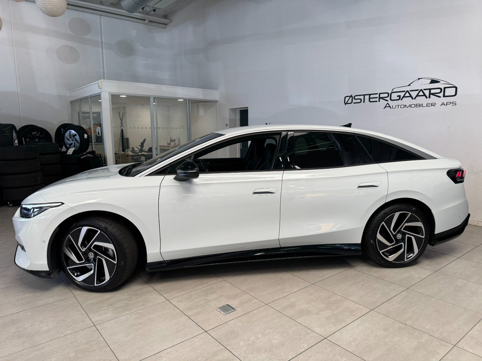 Hvid VW ID.7 fra 2025