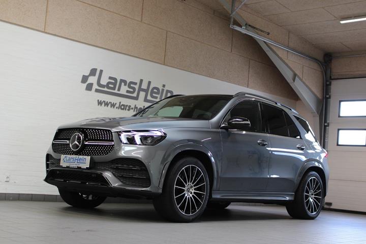Grå Mercedes GLE350 de fra 2022