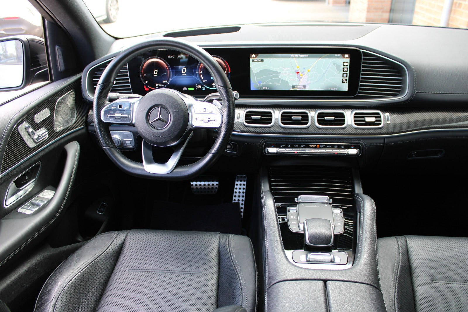 Grå Mercedes GLE350 de fra 2022