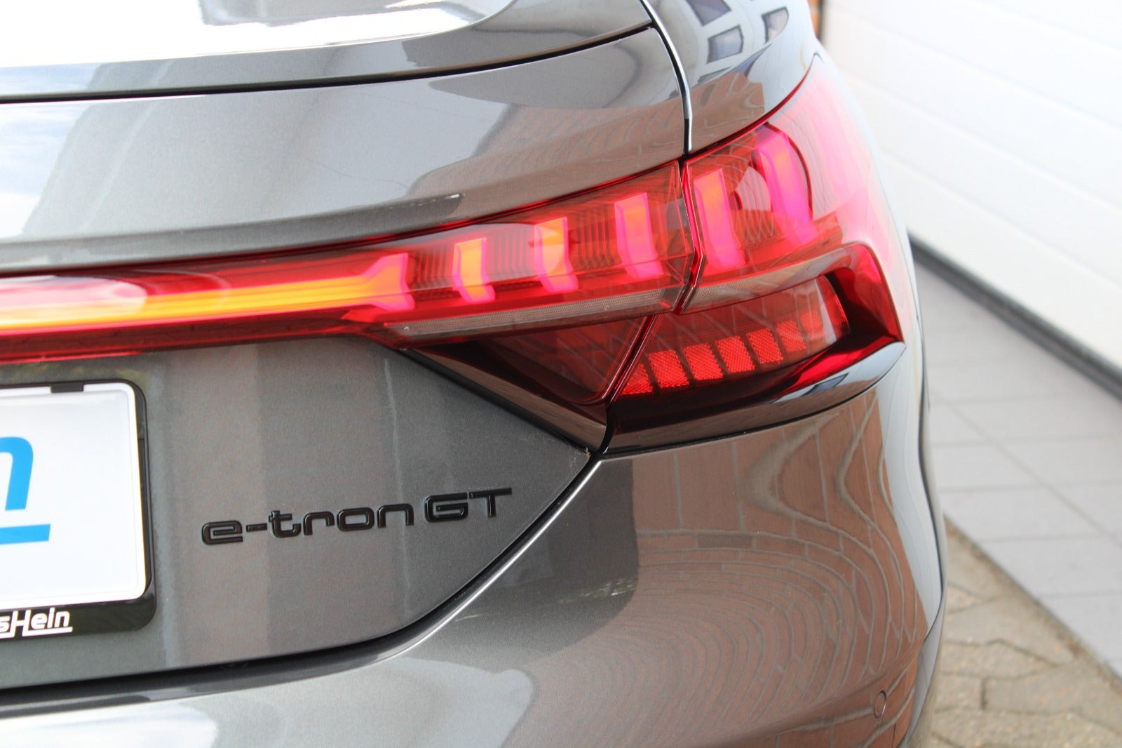 Grå Audi RS e-tron GT fra 2022