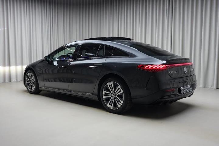 Grå Mercedes EQS450 fra 2025
