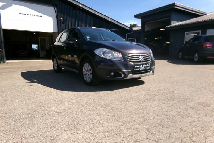 undefined Suzuki S-Cross fra 2013