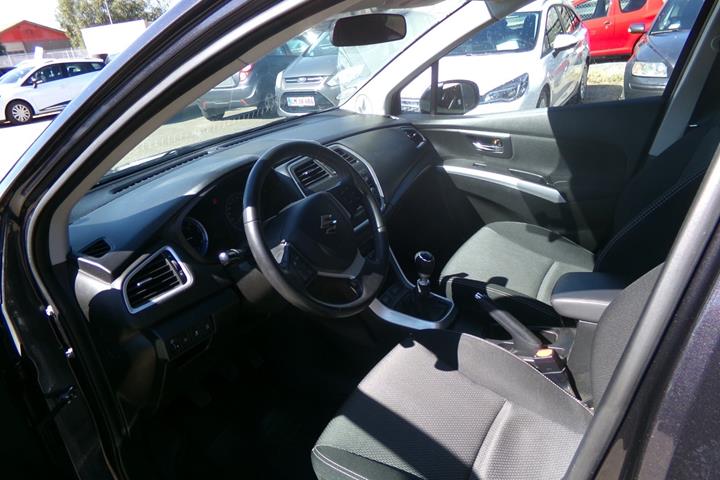 undefined Suzuki S-Cross fra 2013