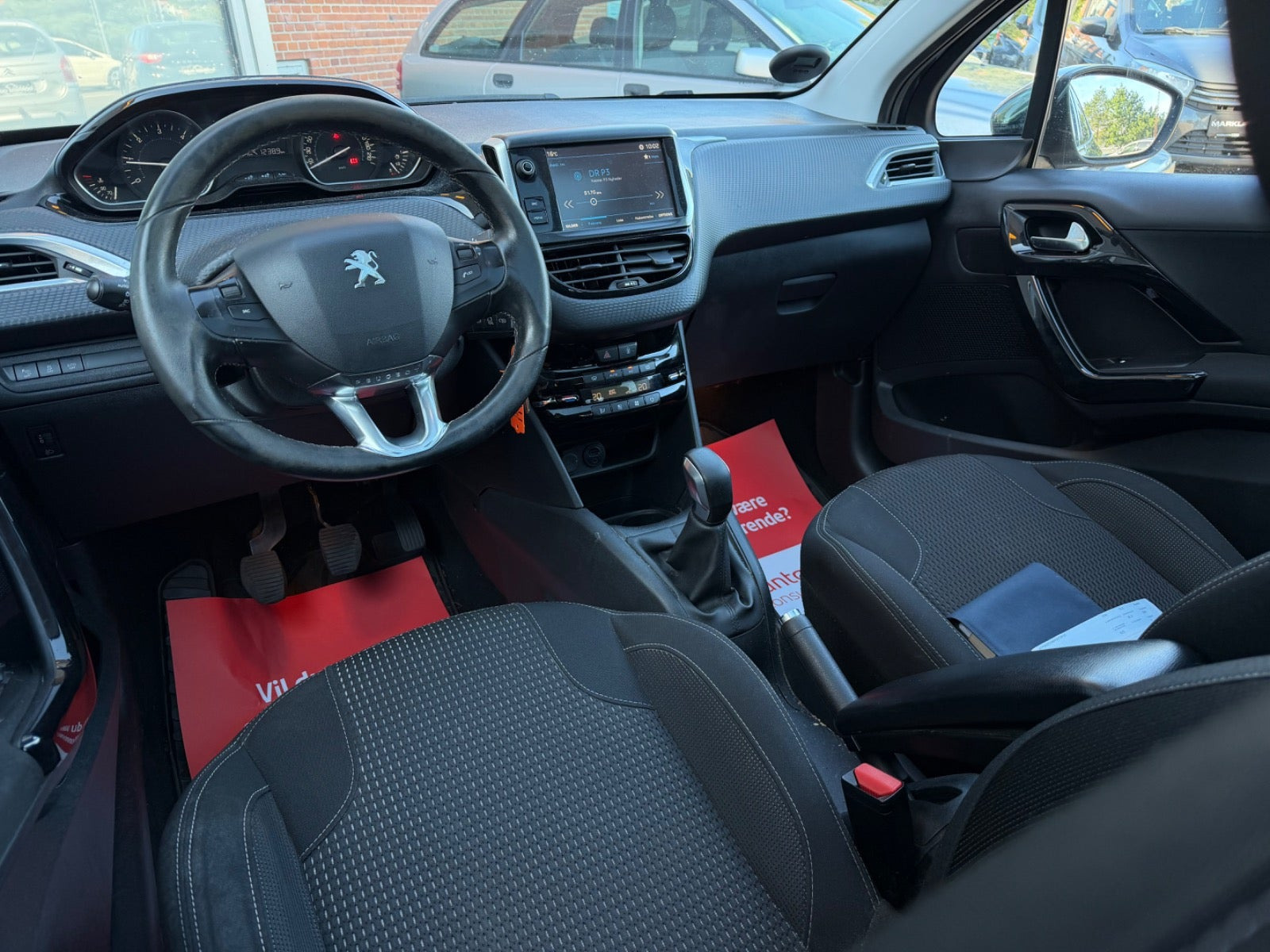 undefined Peugeot 208 fra 2017