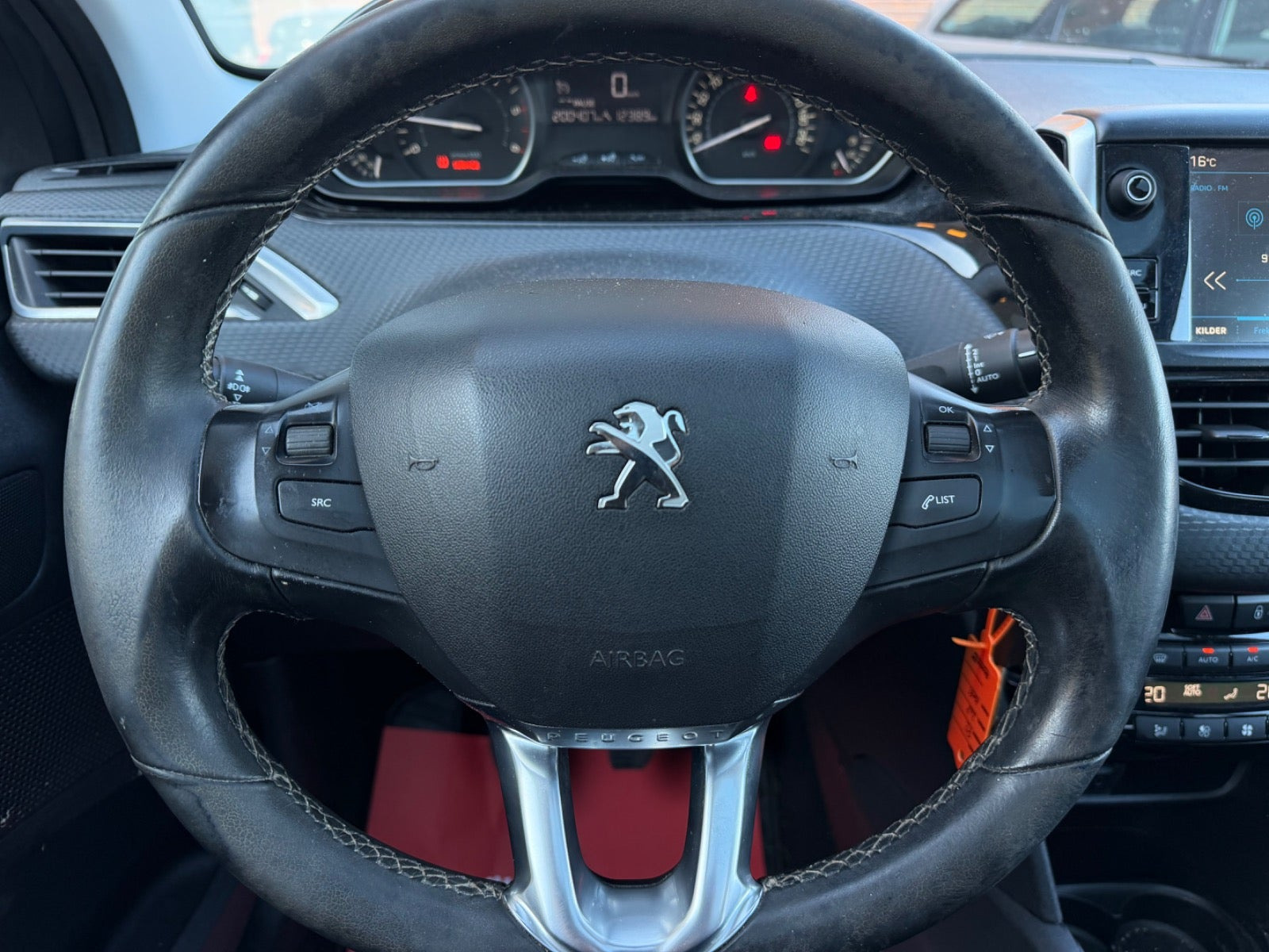 undefined Peugeot 208 fra 2017