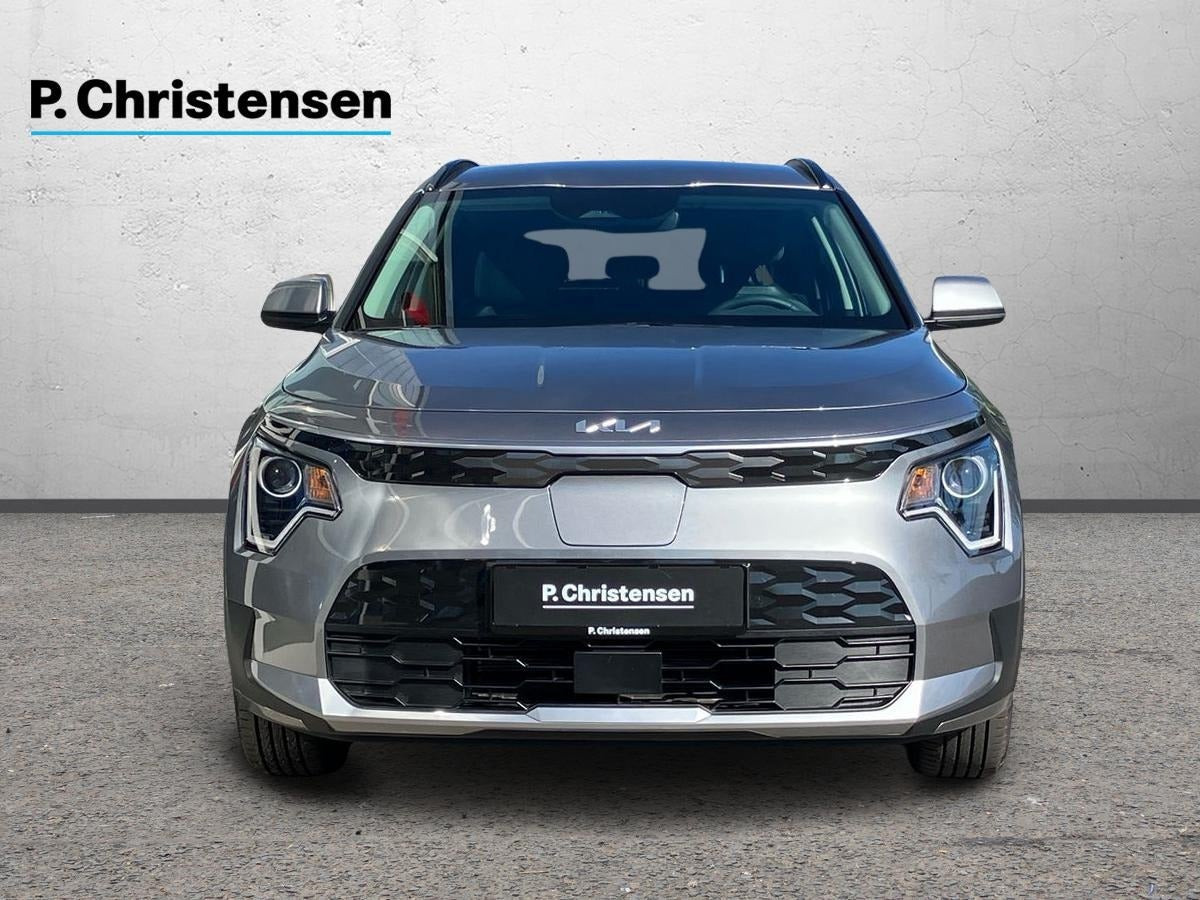 Grå Kia Niro fra 2026