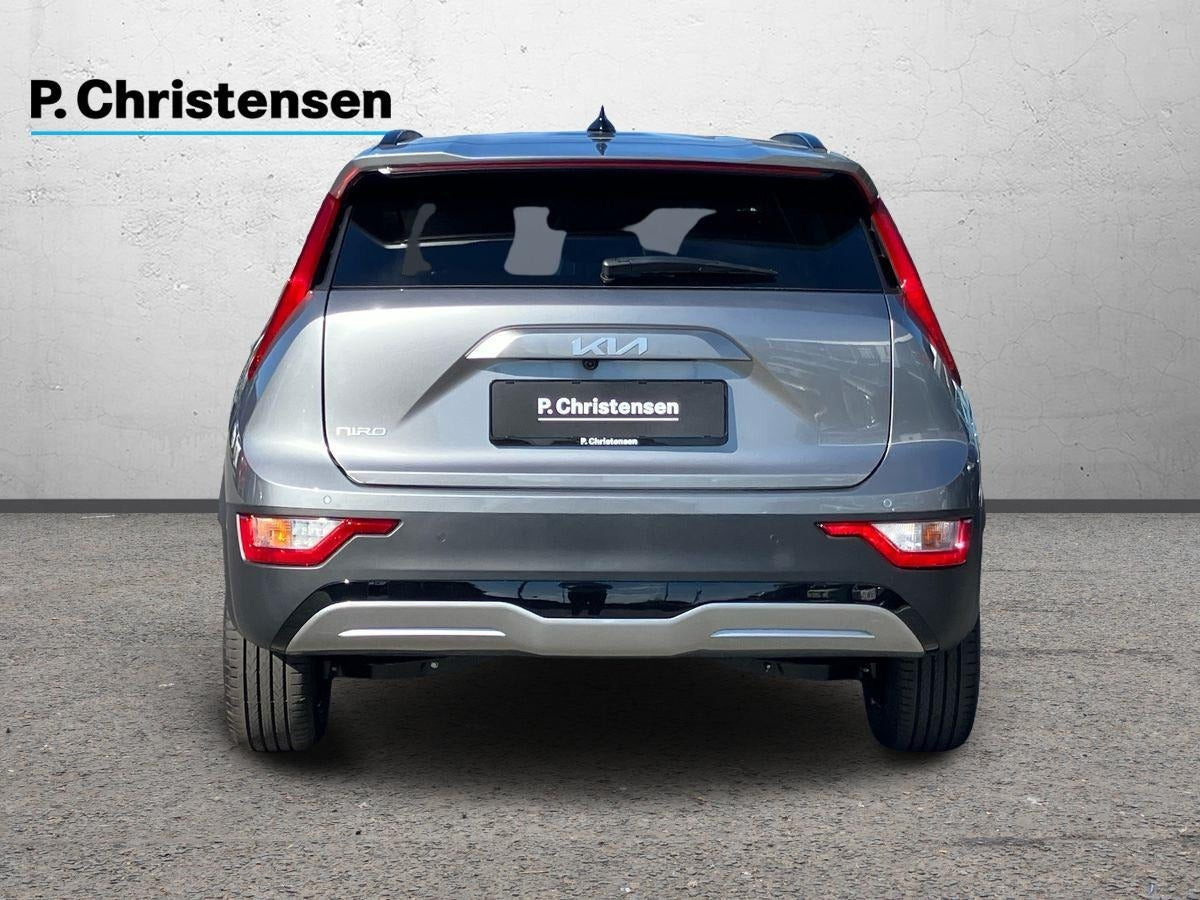 Grå Kia Niro fra 2026