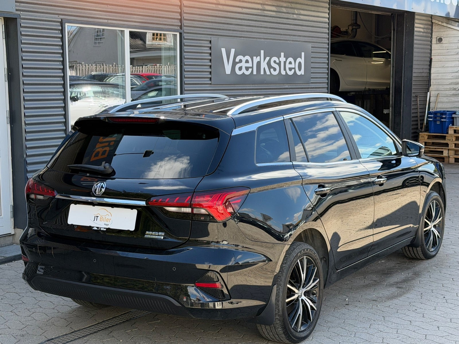 Sort MG MG5 fra 2022