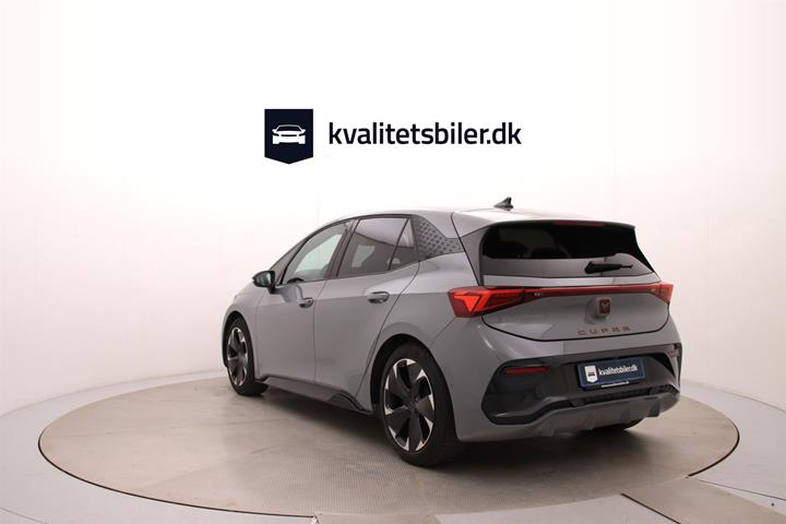 Grå Cupra Born fra 2023