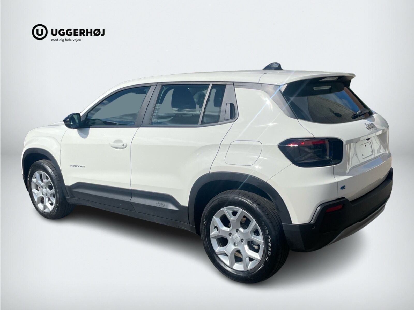 Hvid Jeep Avenger fra 2025