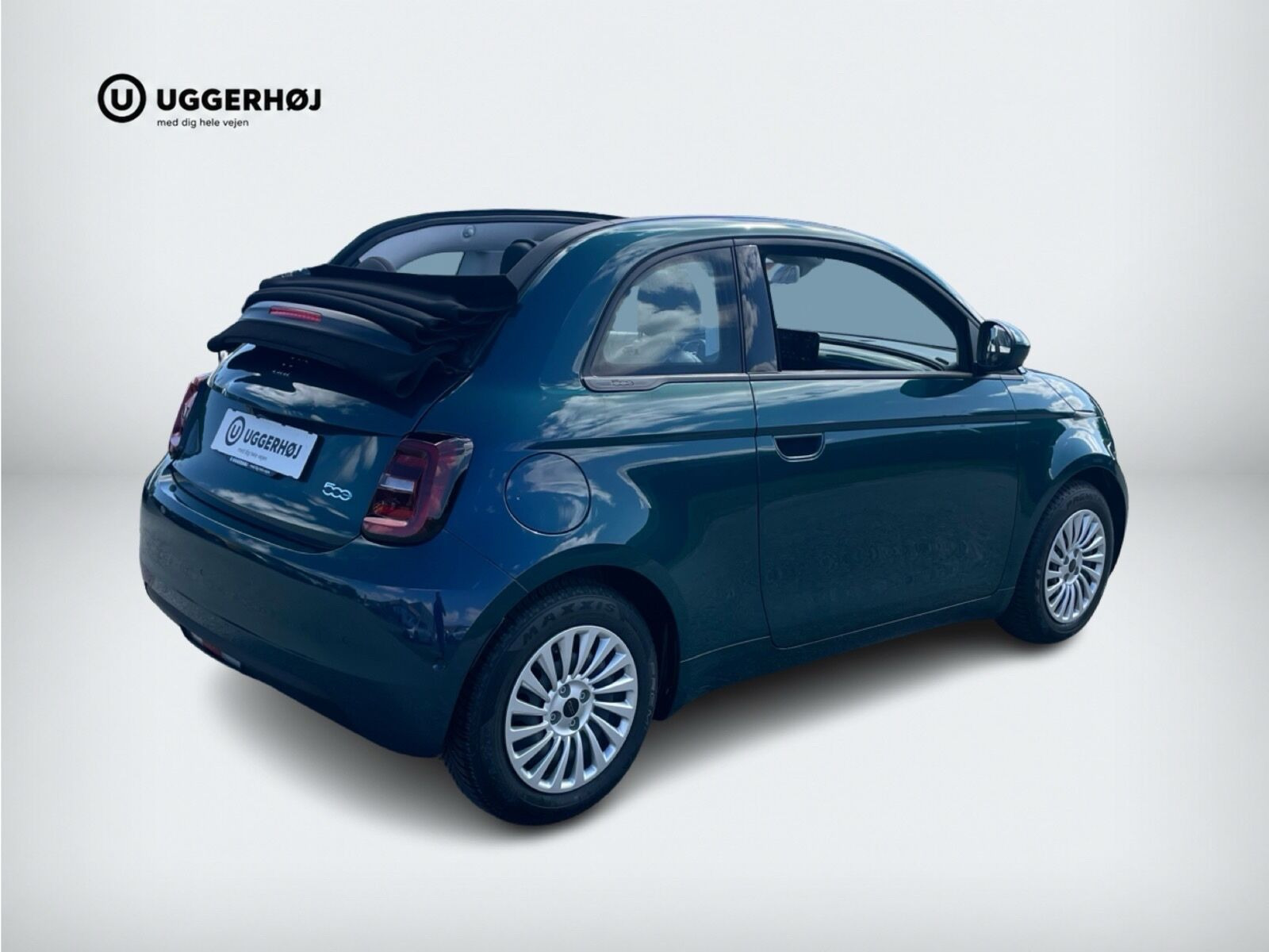 Grøn Fiat 500e fra 2023