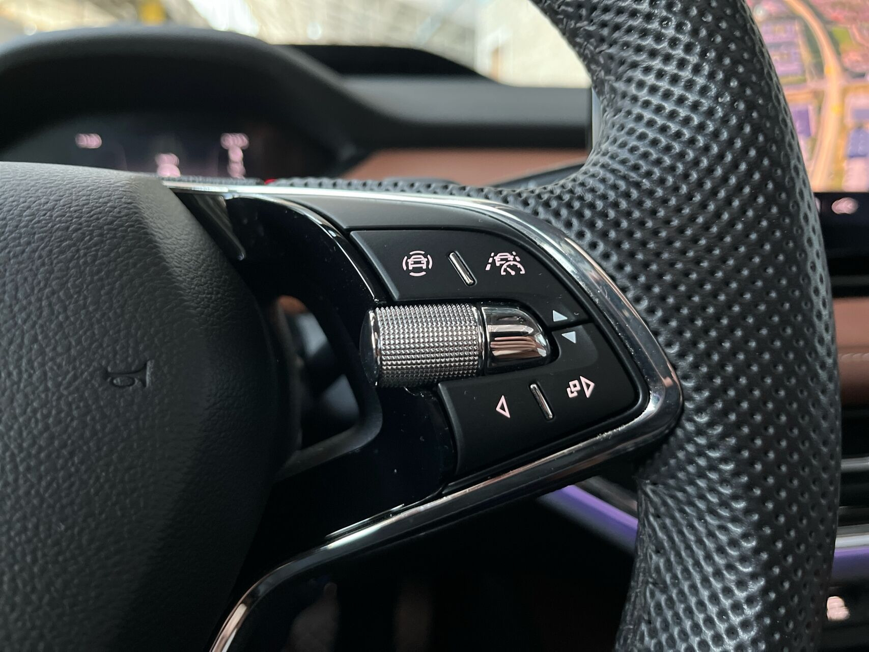 Sølv Skoda Enyaq fra 2022