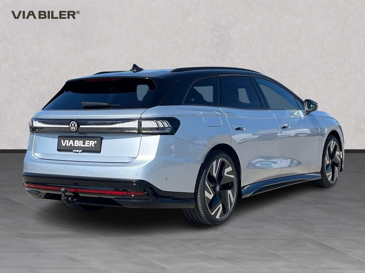 Sølv VW ID.7 fra 2026