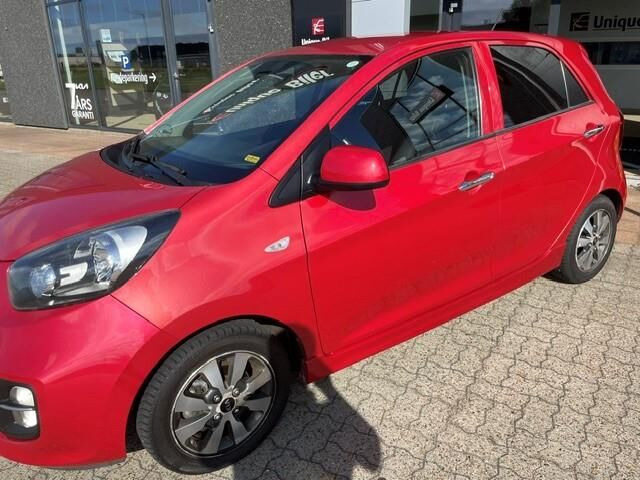Rød Kia Picanto fra 2014
