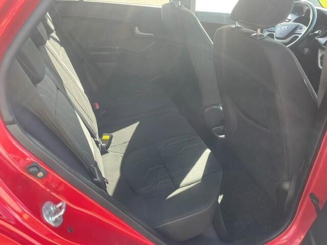 Rød Kia Picanto fra 2014
