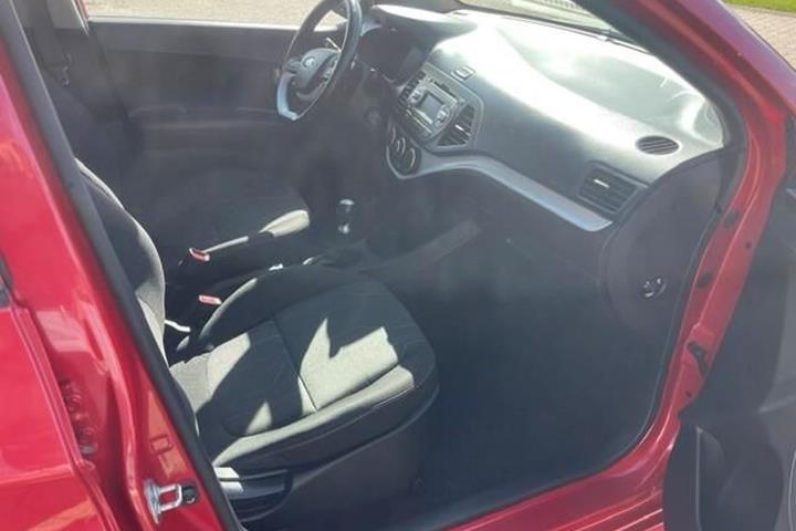Rød Kia Picanto fra 2014