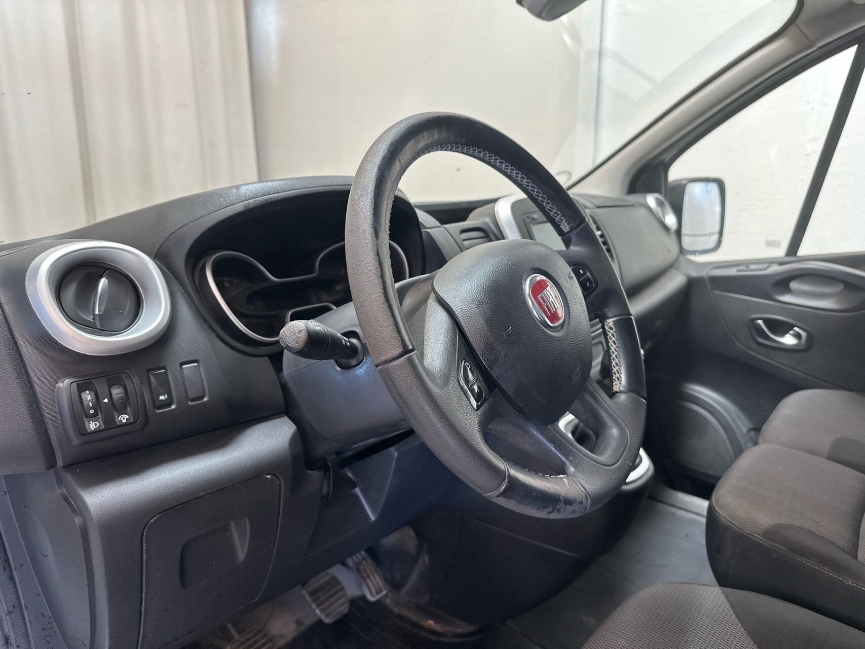 Hvid Fiat Talento fra 2022