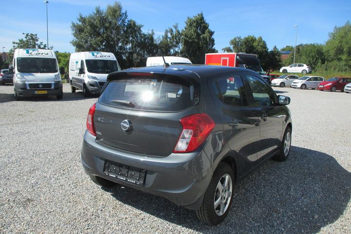 Grå Opel Karl fra 2017
