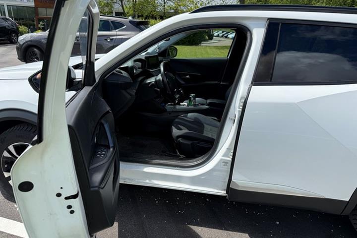 undefined Peugeot 2008 fra 2021