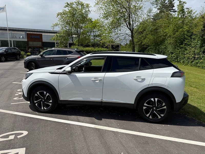 undefined Peugeot 2008 fra 2021