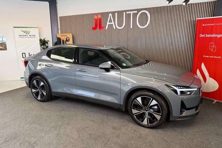 Blå Polestar 2 fra 2023