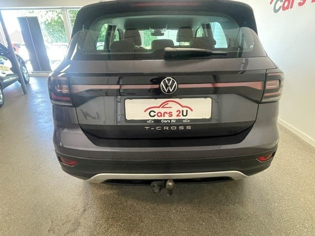 Grå VW T-Cross fra 2022