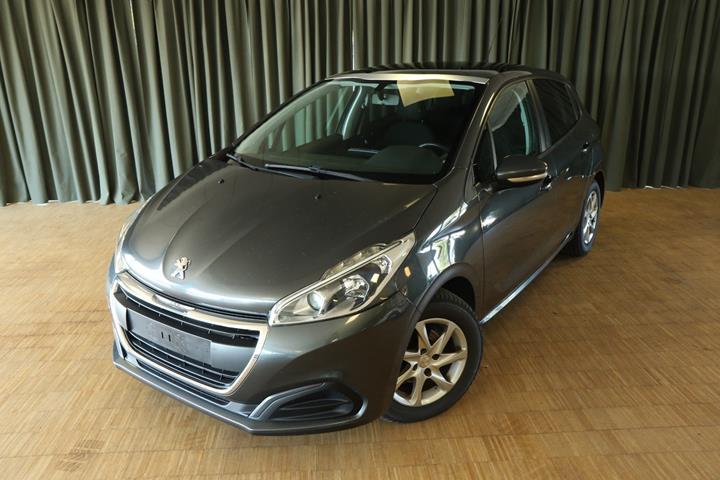 Grå Peugeot 208 fra 2016