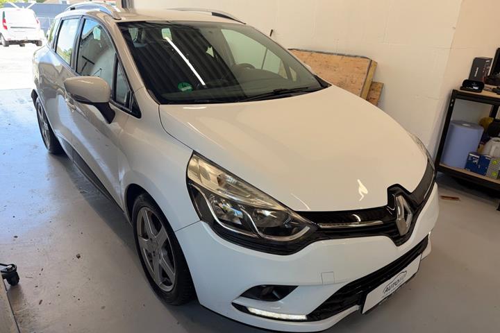 Hvid Renault Clio IV fra 2018
