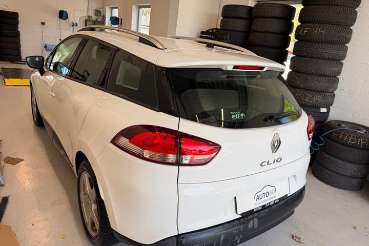Hvid Renault Clio IV fra 2018