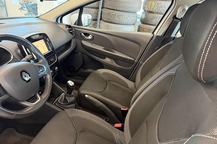 Hvid Renault Clio IV fra 2018
