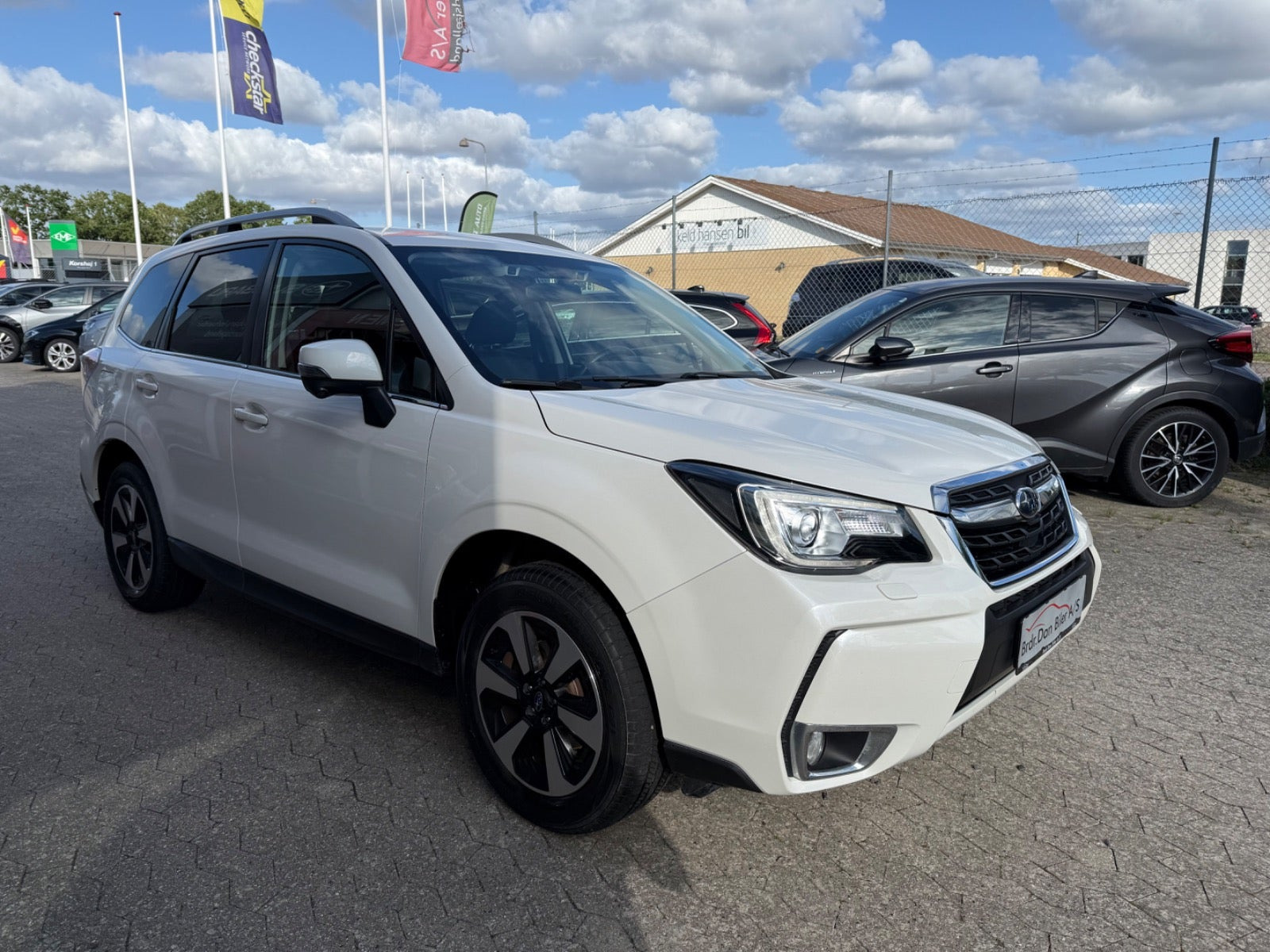 Hvid Subaru Forester fra 2019