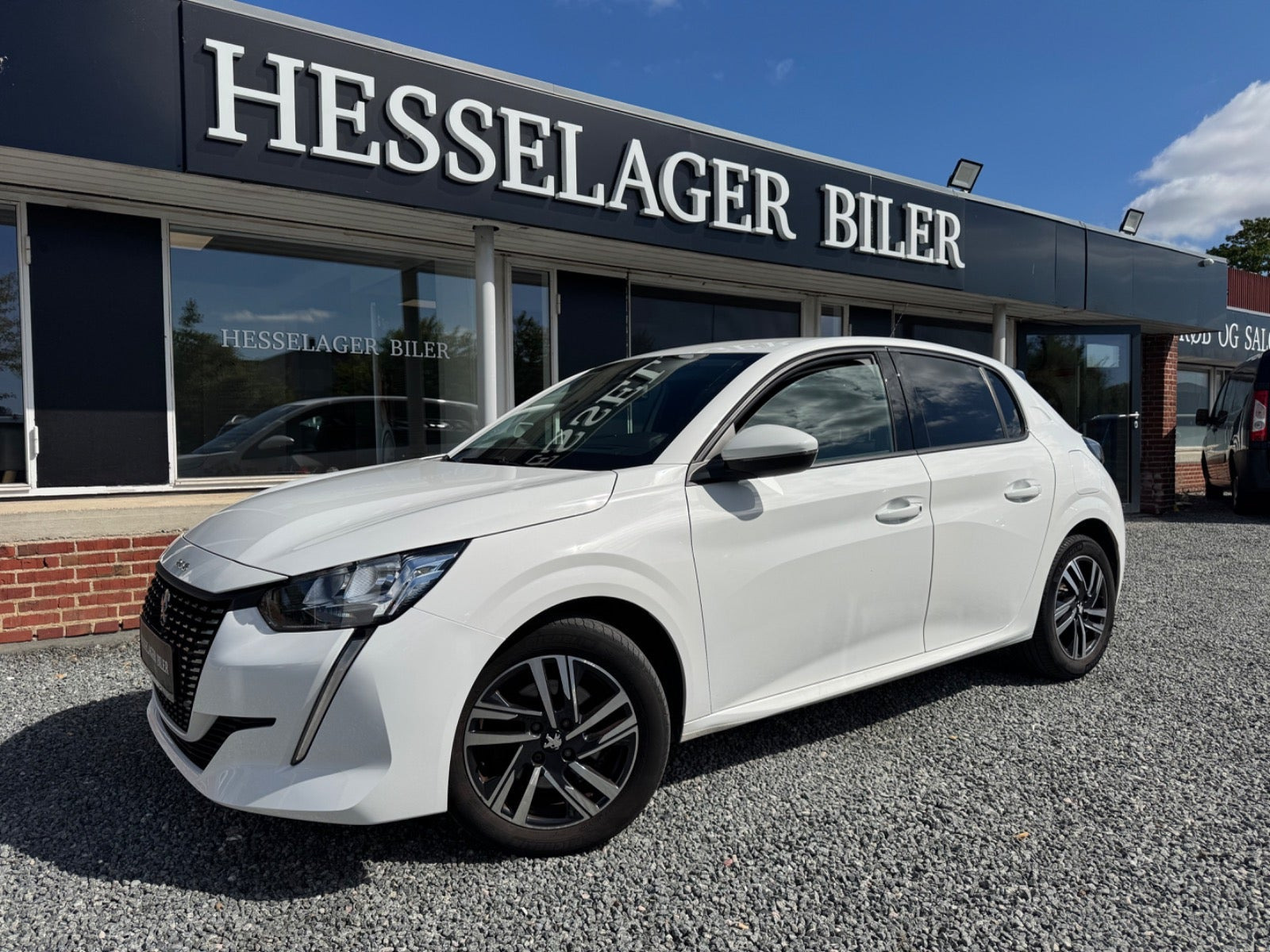 Hvid Peugeot 208 fra 2020