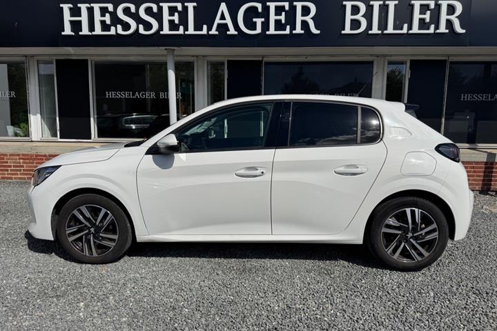 Hvid Peugeot 208 fra 2020