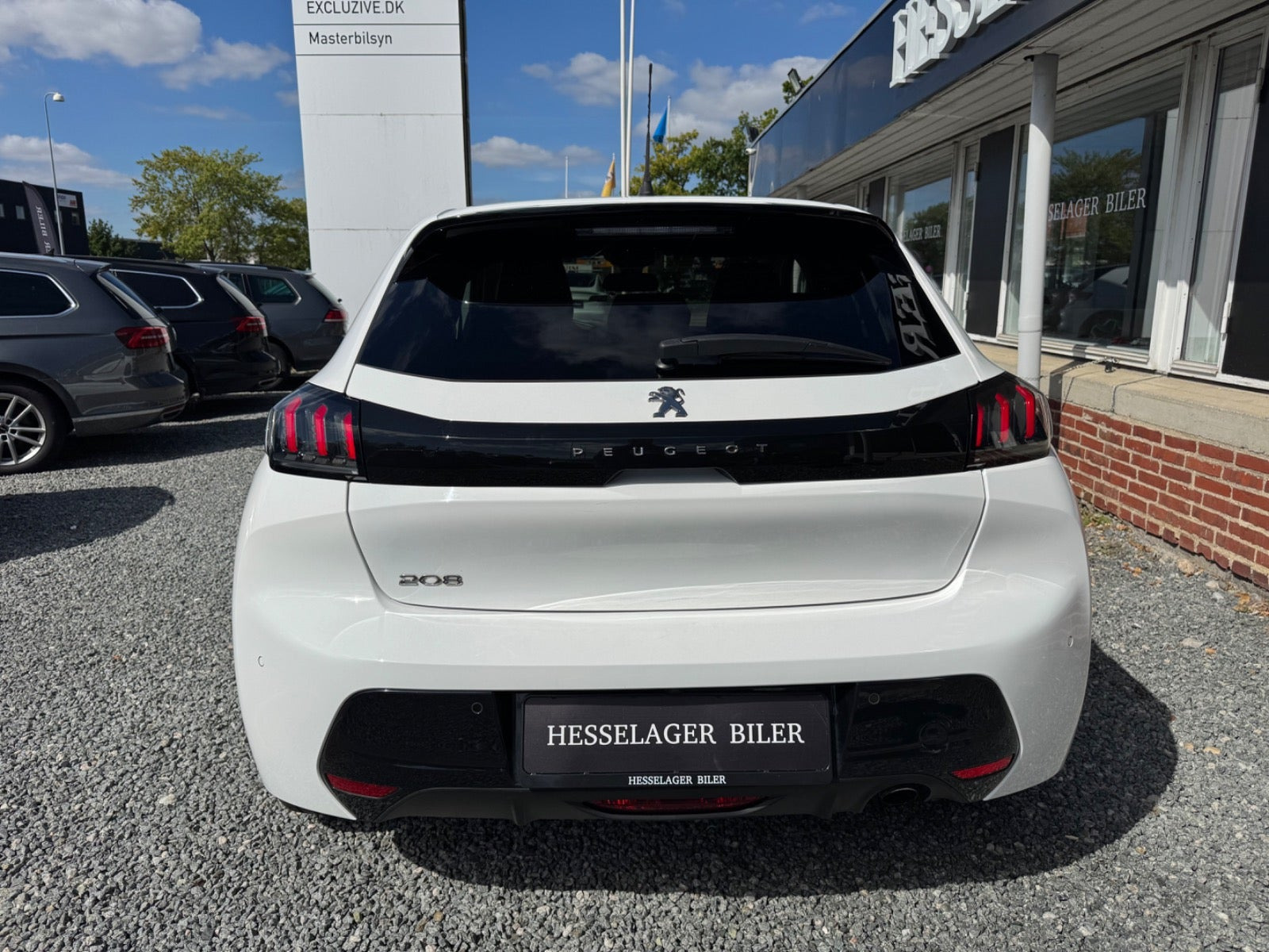 Hvid Peugeot 208 fra 2020