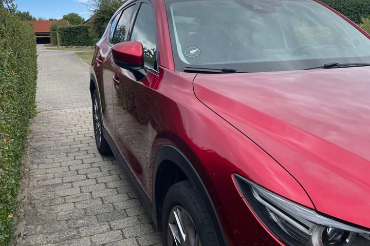 Rød Mazda CX-5 fra 2019