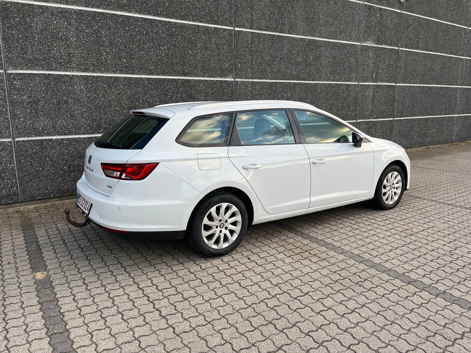 Hvid Seat Leon fra 2016