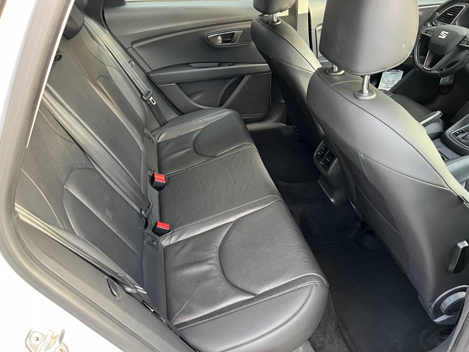 Hvid Seat Leon fra 2016